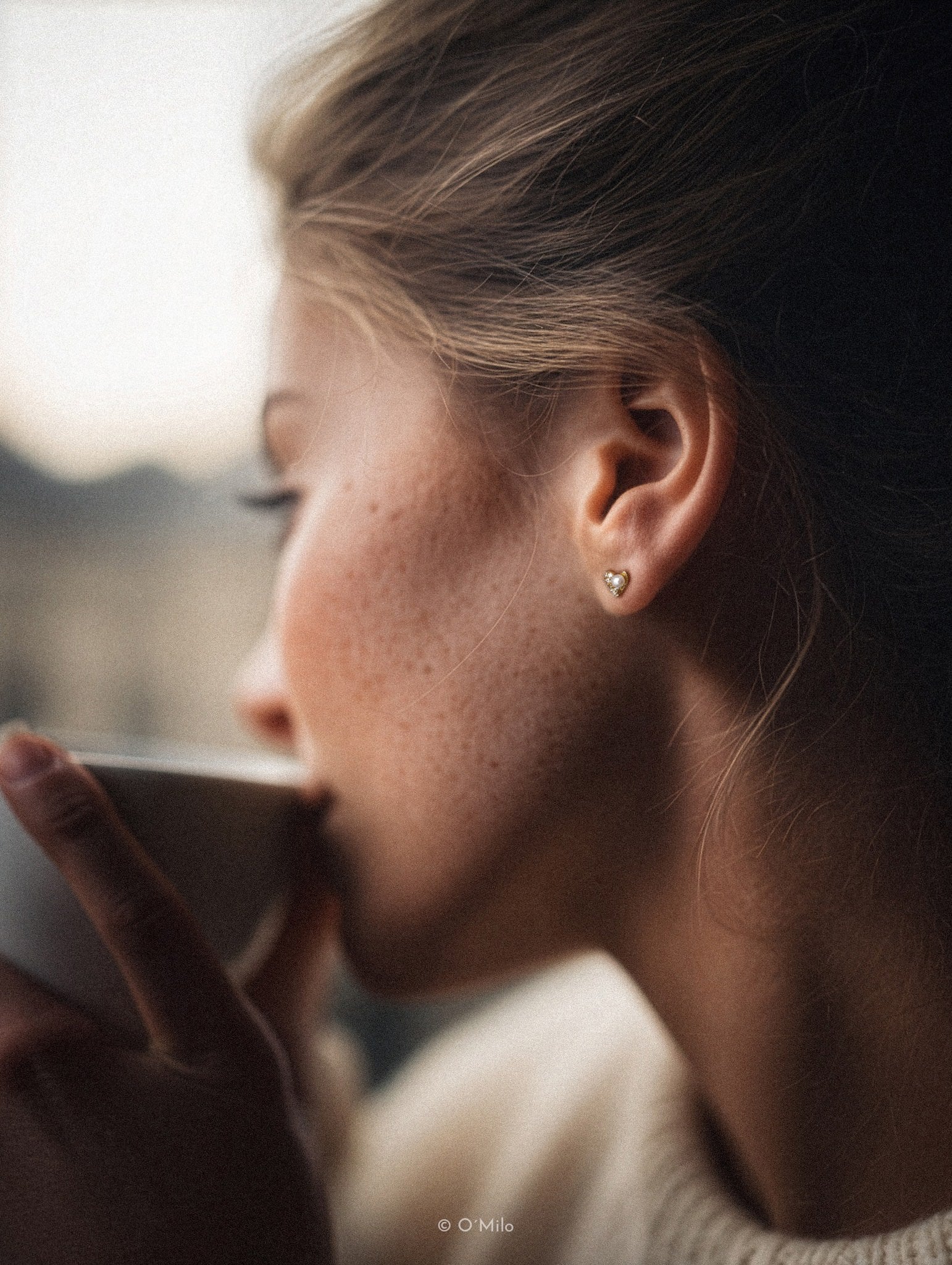 Pearl Heart Studs. Cara