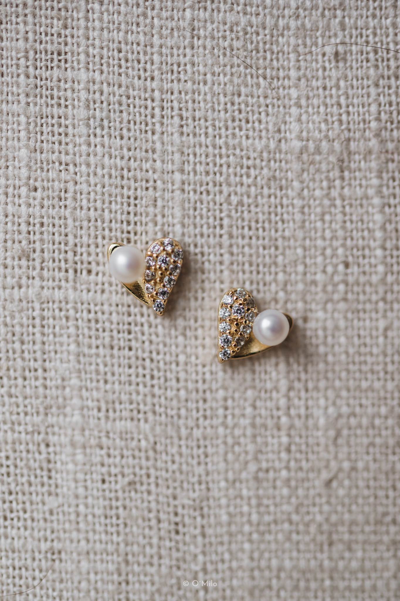 Pearl Heart Studs. Cara