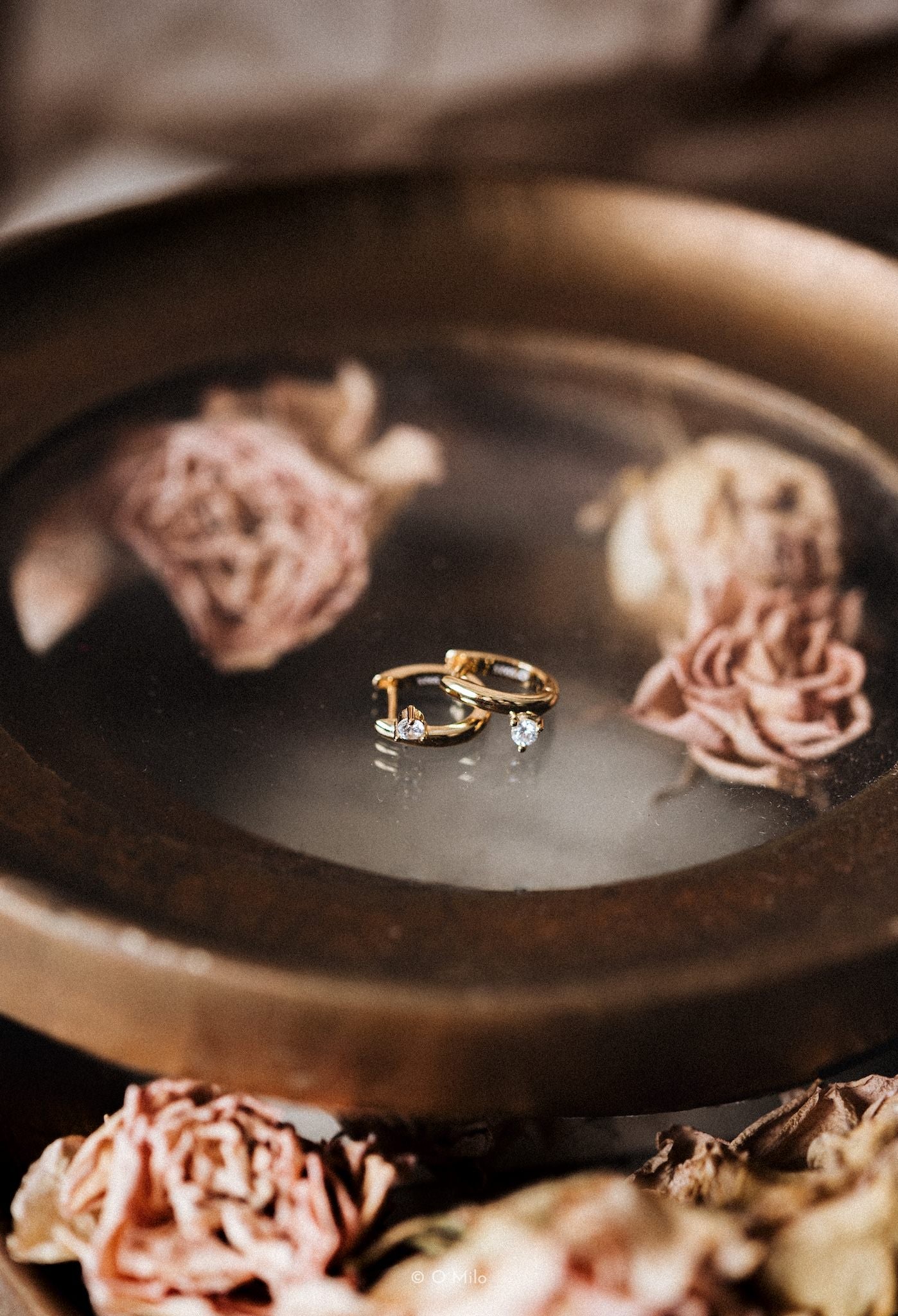 Wire Diamond Hoops. Hugi