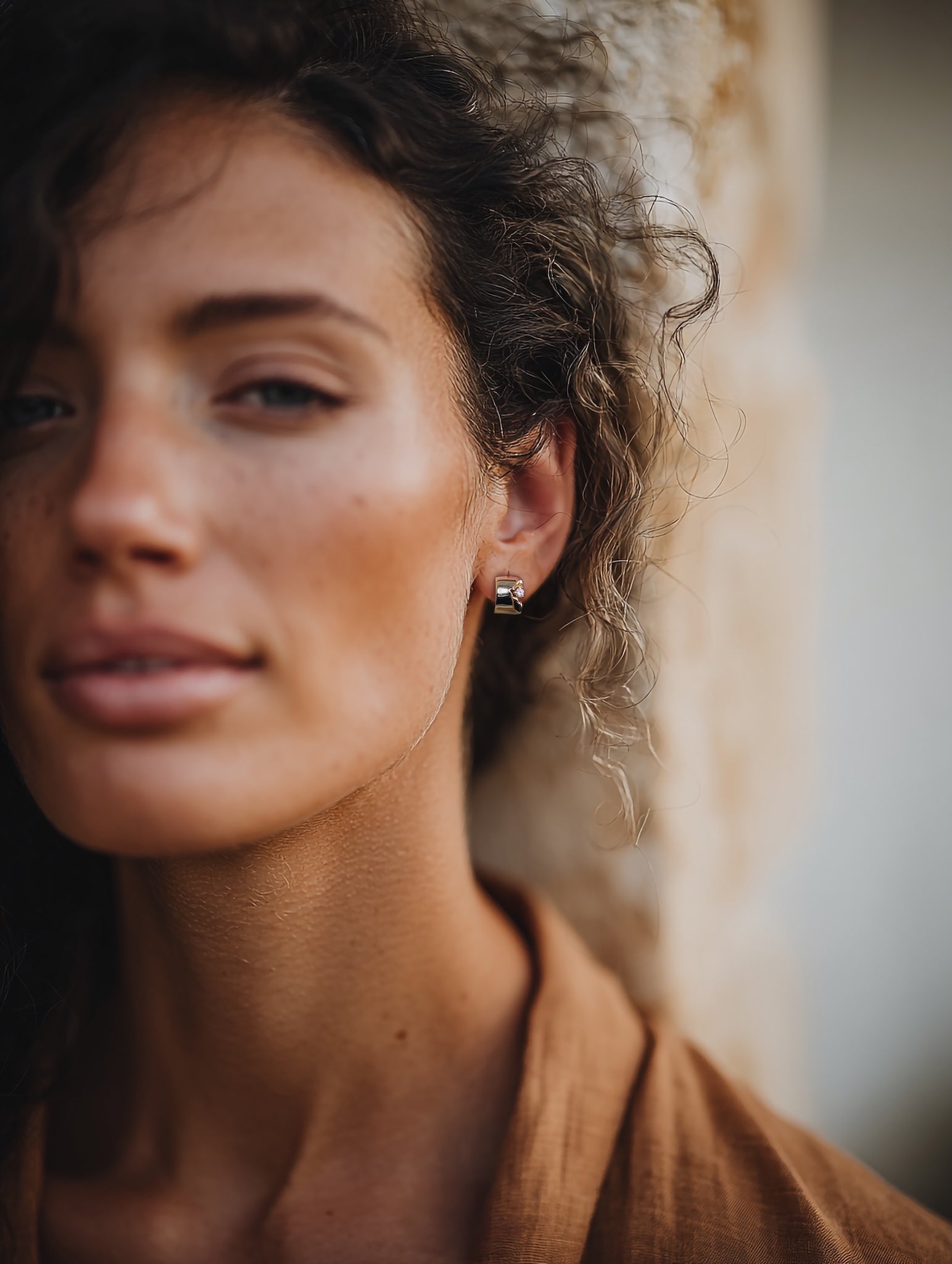 O Milo Golden Petal Hoops detail