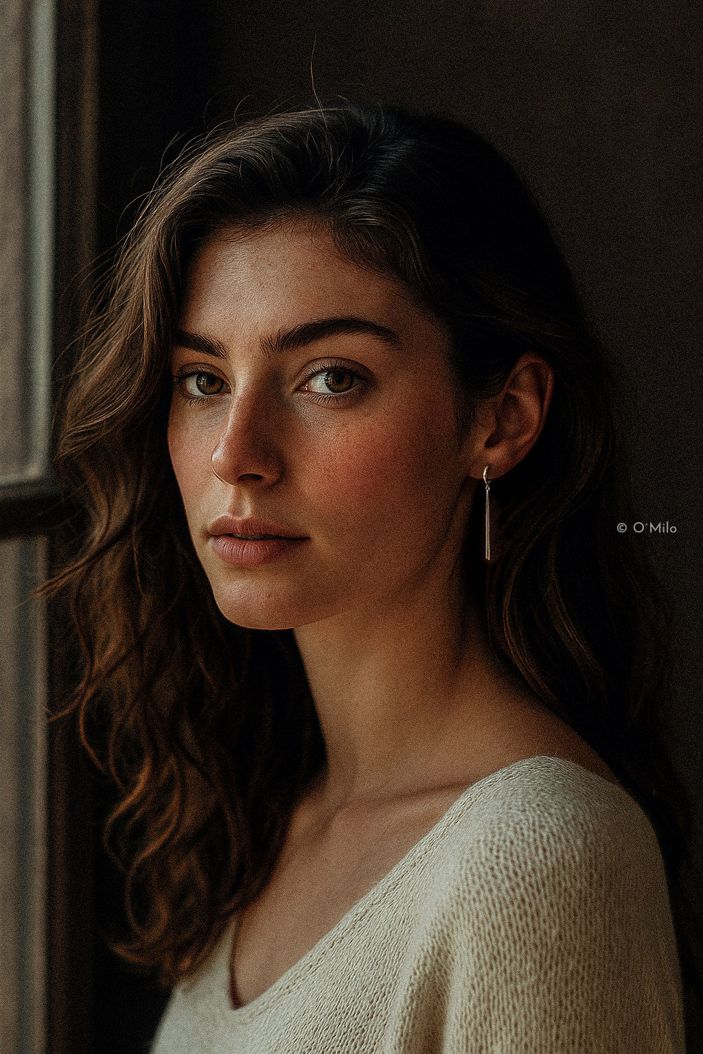 Golden Pendulum Earrings. Vela